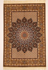 Persian Isfahan - Davari - N536